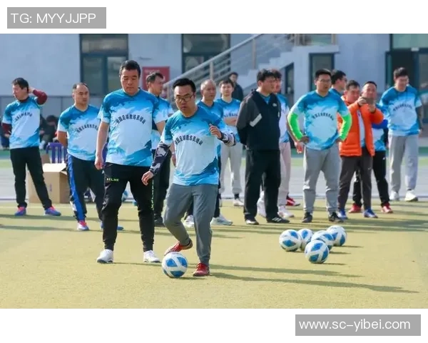 足球培训班如何选择适合孩子的课程和教练提升足球技能与兴趣 足球培训班如何选择适合孩子的课程和教练提升足球技能与兴趣